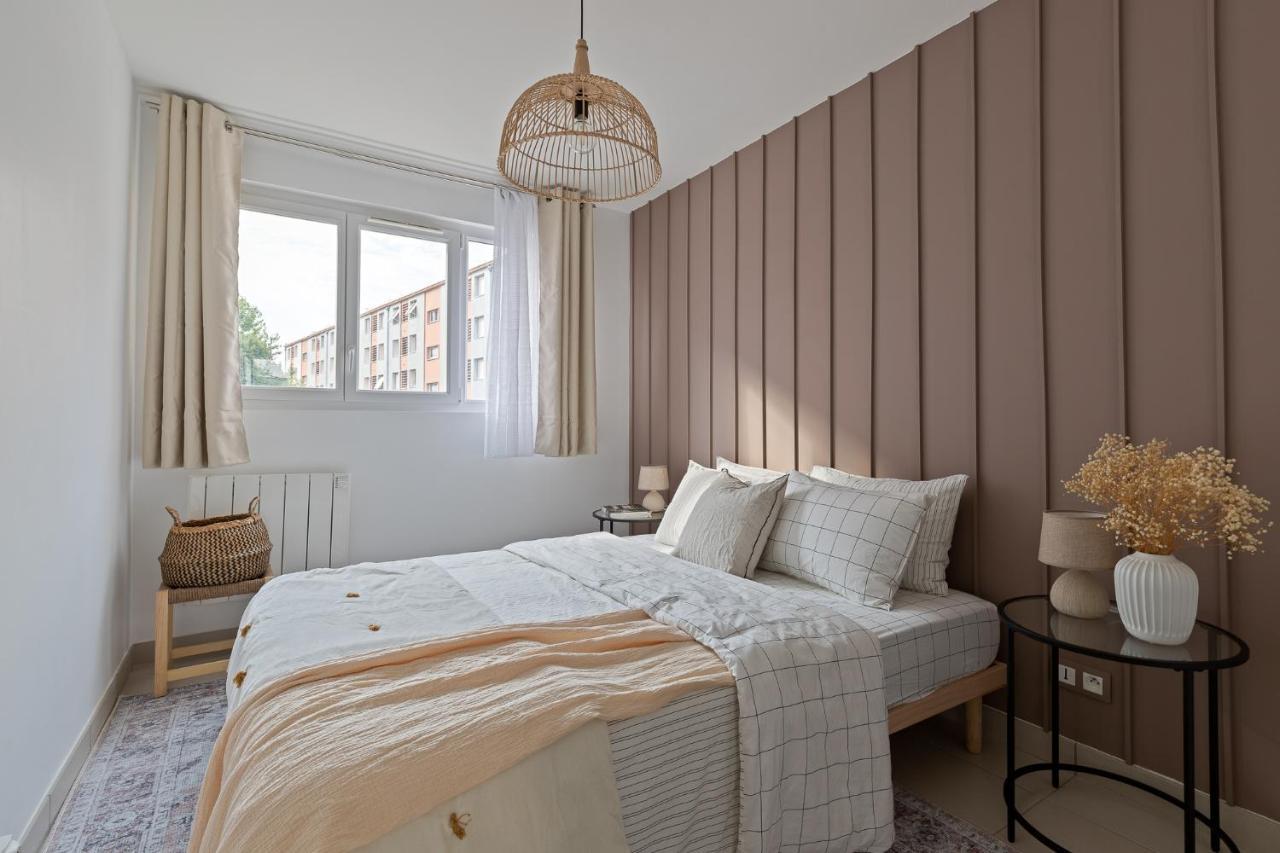 Appartement Spacieux 1 Chambre Parking Gratuit Valence  Esterno foto